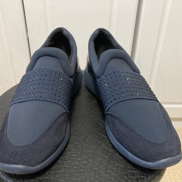 Geox Respira  Dark Navy Women's Sneakers EU 38/ US 8 - Picture 3 of 15